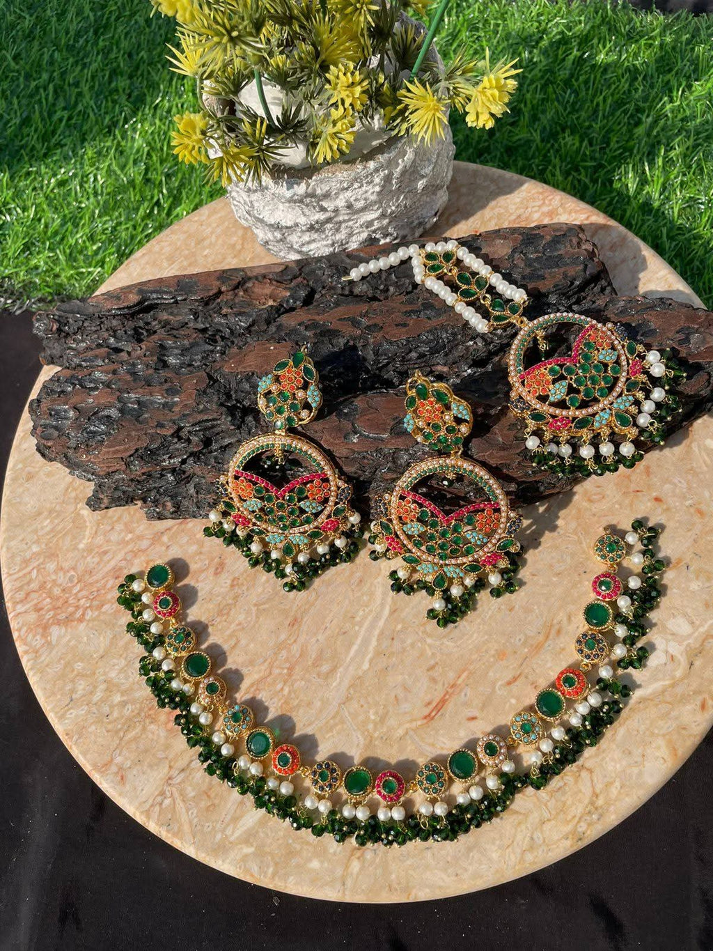 Emerald Meenakari Jewelry Set