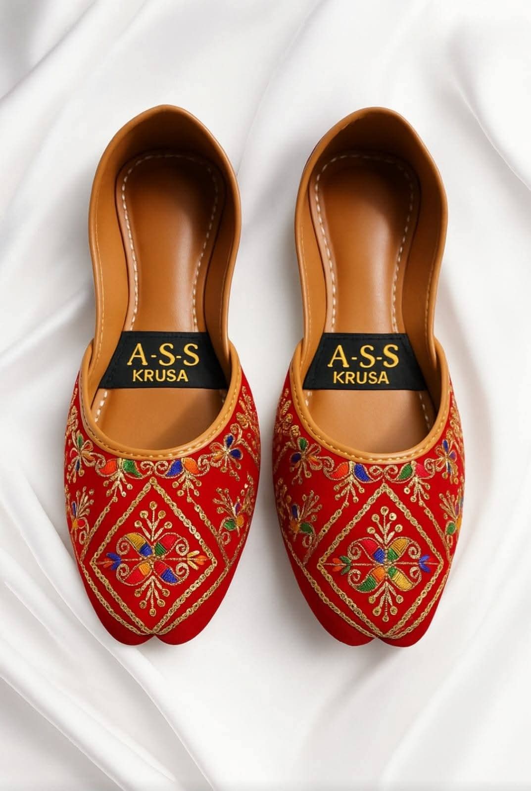 Traditional Zari & Threadwork Velvet Khussa