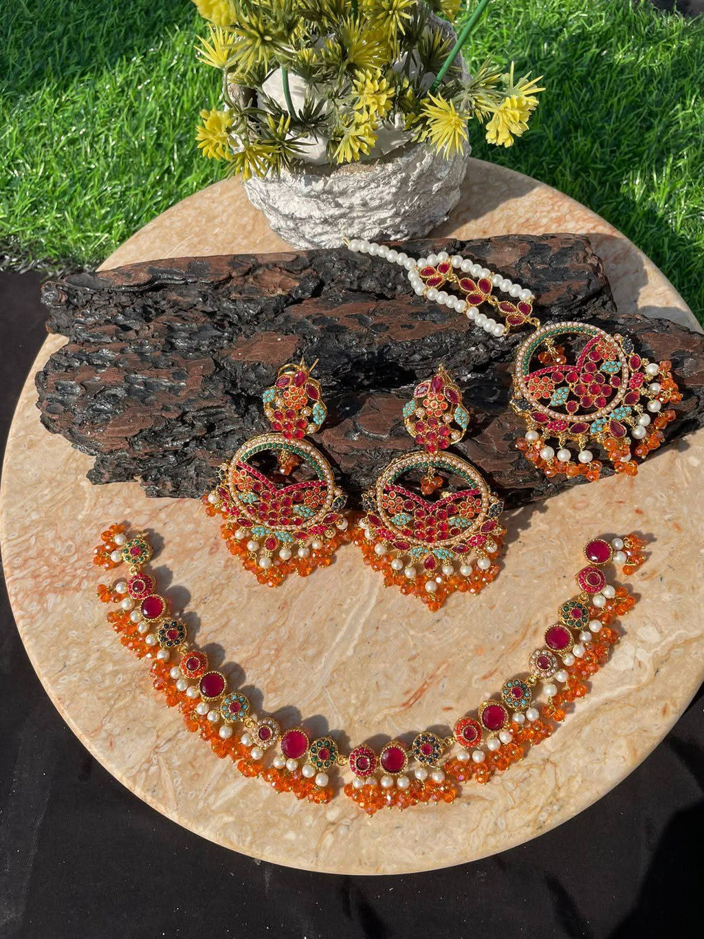 Emerald Meenakari Jewelry Set