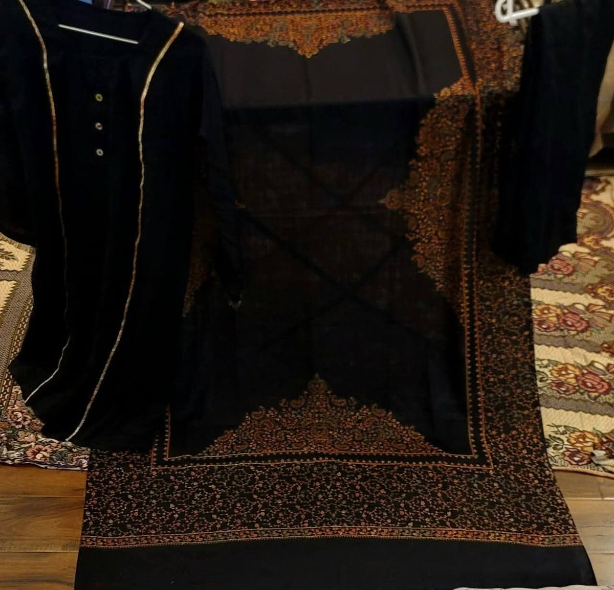 Suits with Traditional Kashmiri Shawl