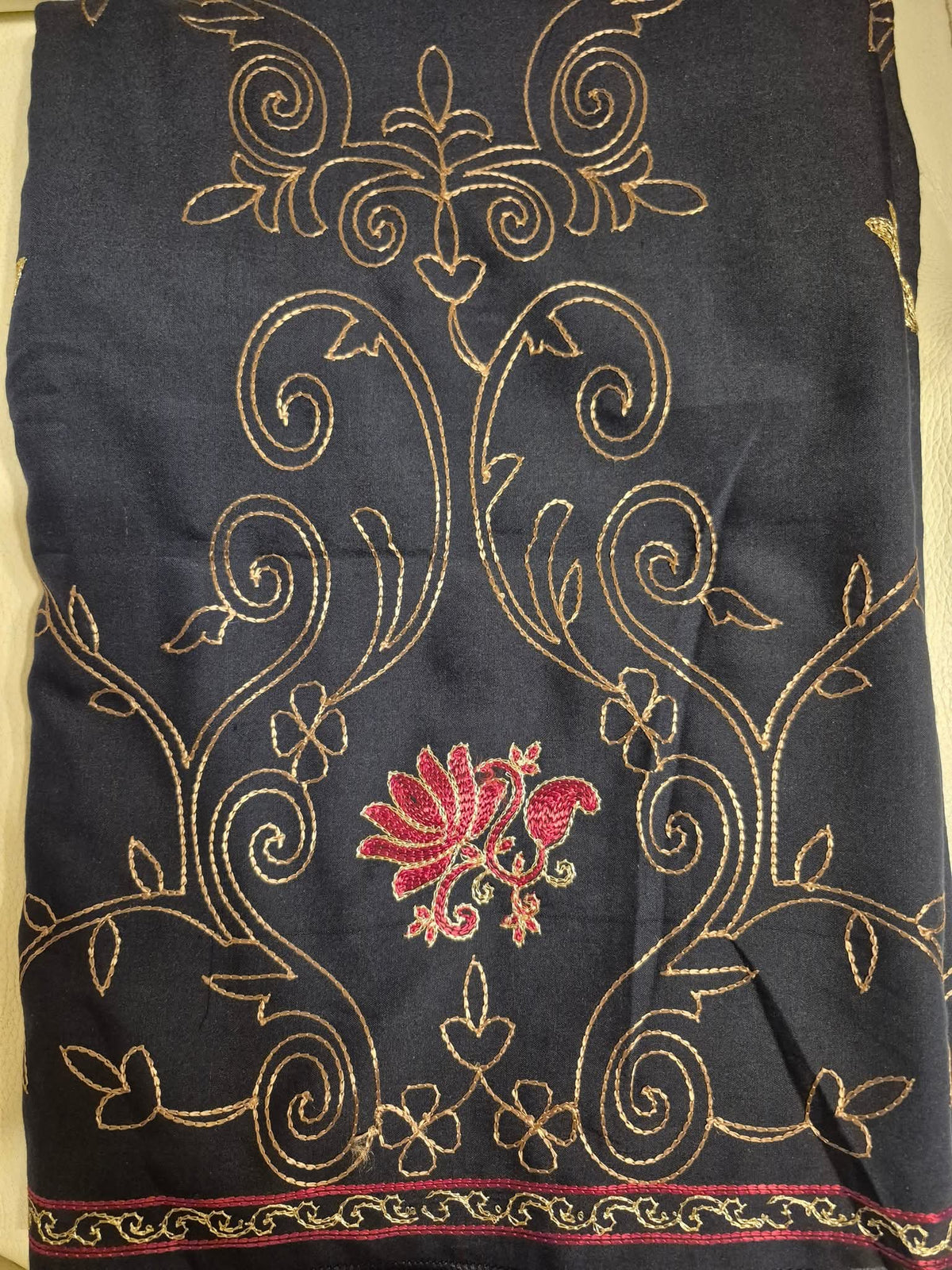 Women's Fine Embroidered Cashmere Winter Shawls